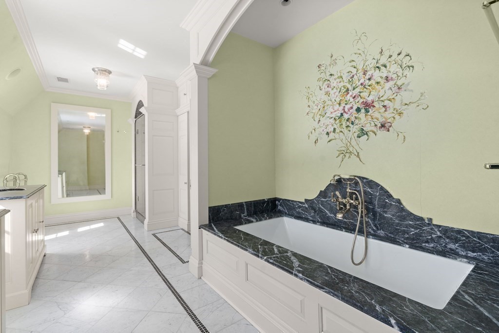 5 Concord Road Weston, MA 02493 - Photo 13 of 41