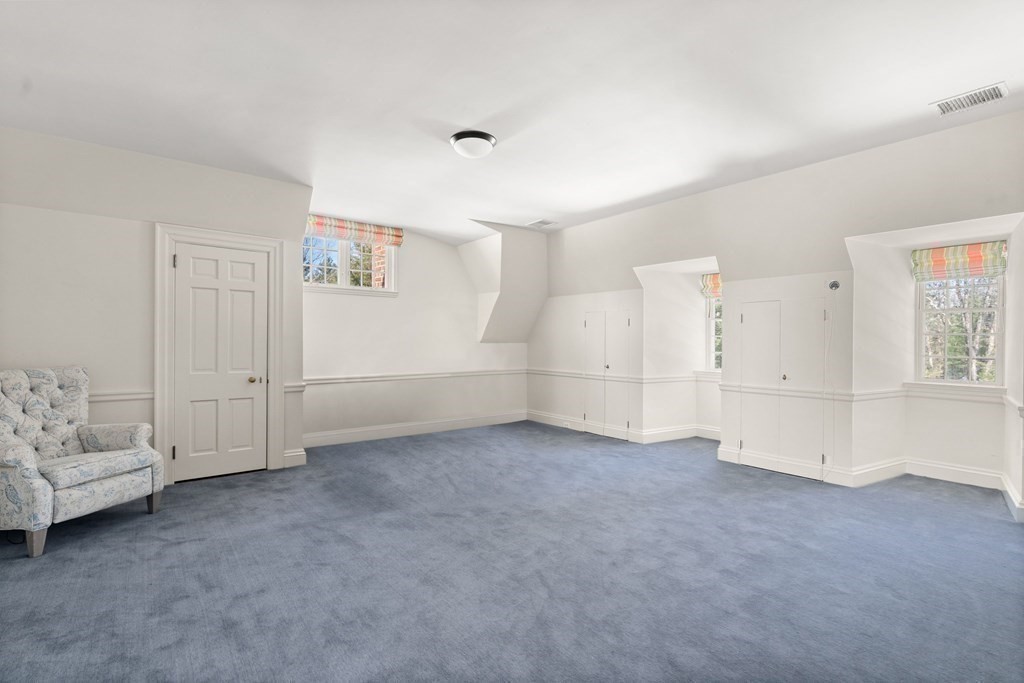 5 Concord Road Weston, MA 02493 - Photo 17 of 41