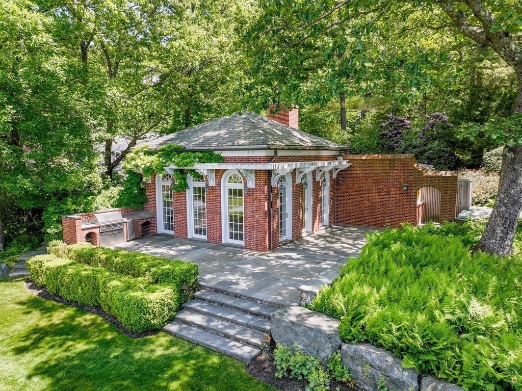 5 Concord Road Weston, MA 02493 - Photo 38 of 41