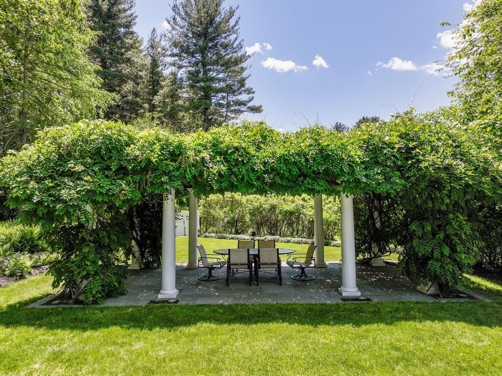 5 Concord Road Weston, MA 02493 - Photo 39 of 41