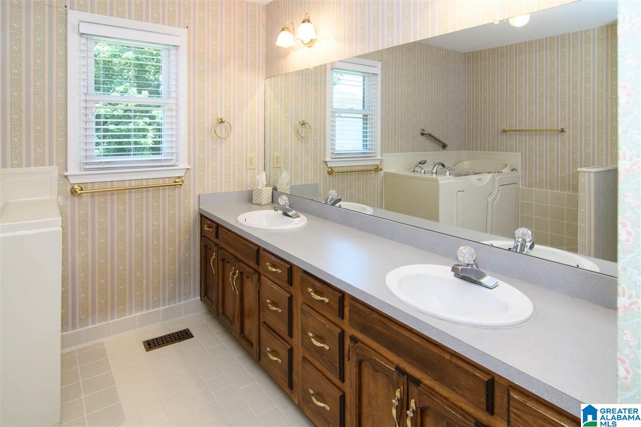 4329 Heritage View Road Birmingham, AL 35242 - Photo 22 of 41