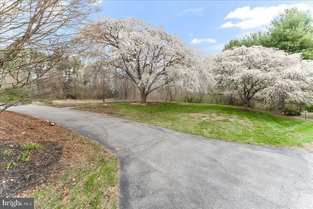 $2,100,000 | 102 Knoxlyn Farm Drive, Kennett Square, PA 19348