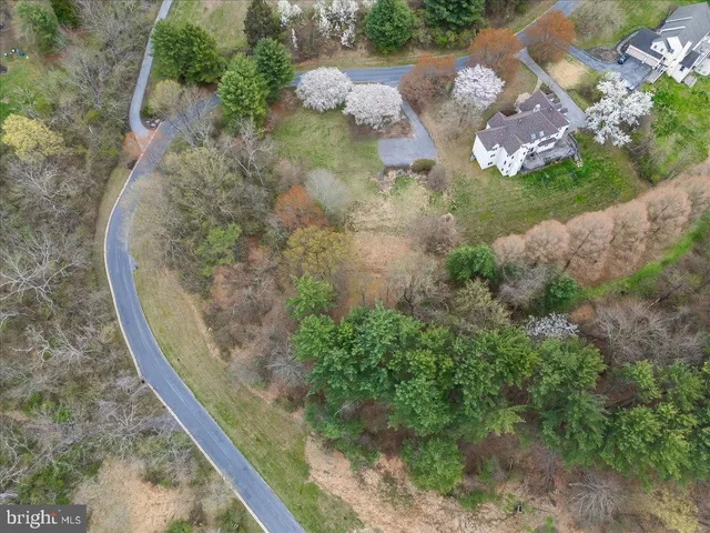 $2,100,000 | 102 Knoxlyn Farm Drive, Kennett Square, PA 19348