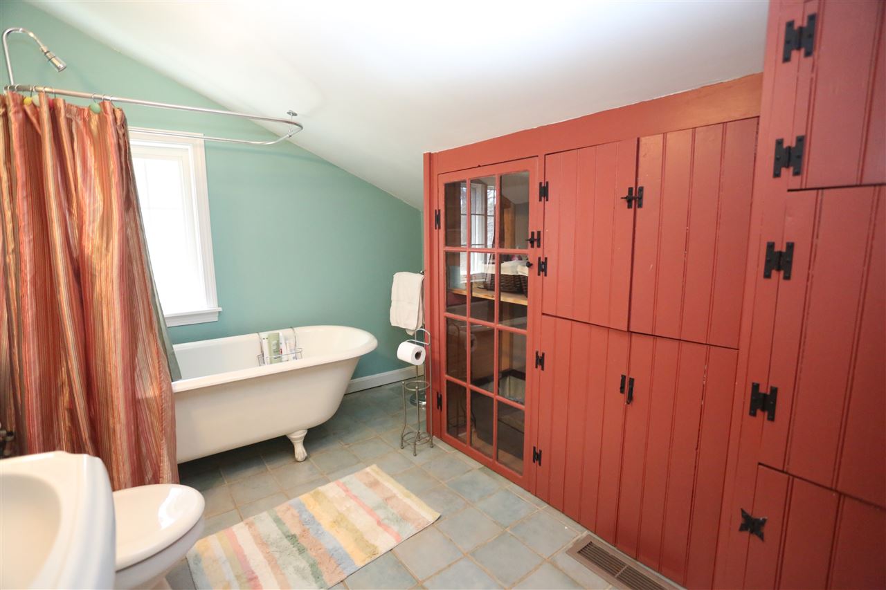 395 Newbury Road Sutton, NH 03221 - Photo 7 of 25 Gallery Image 7