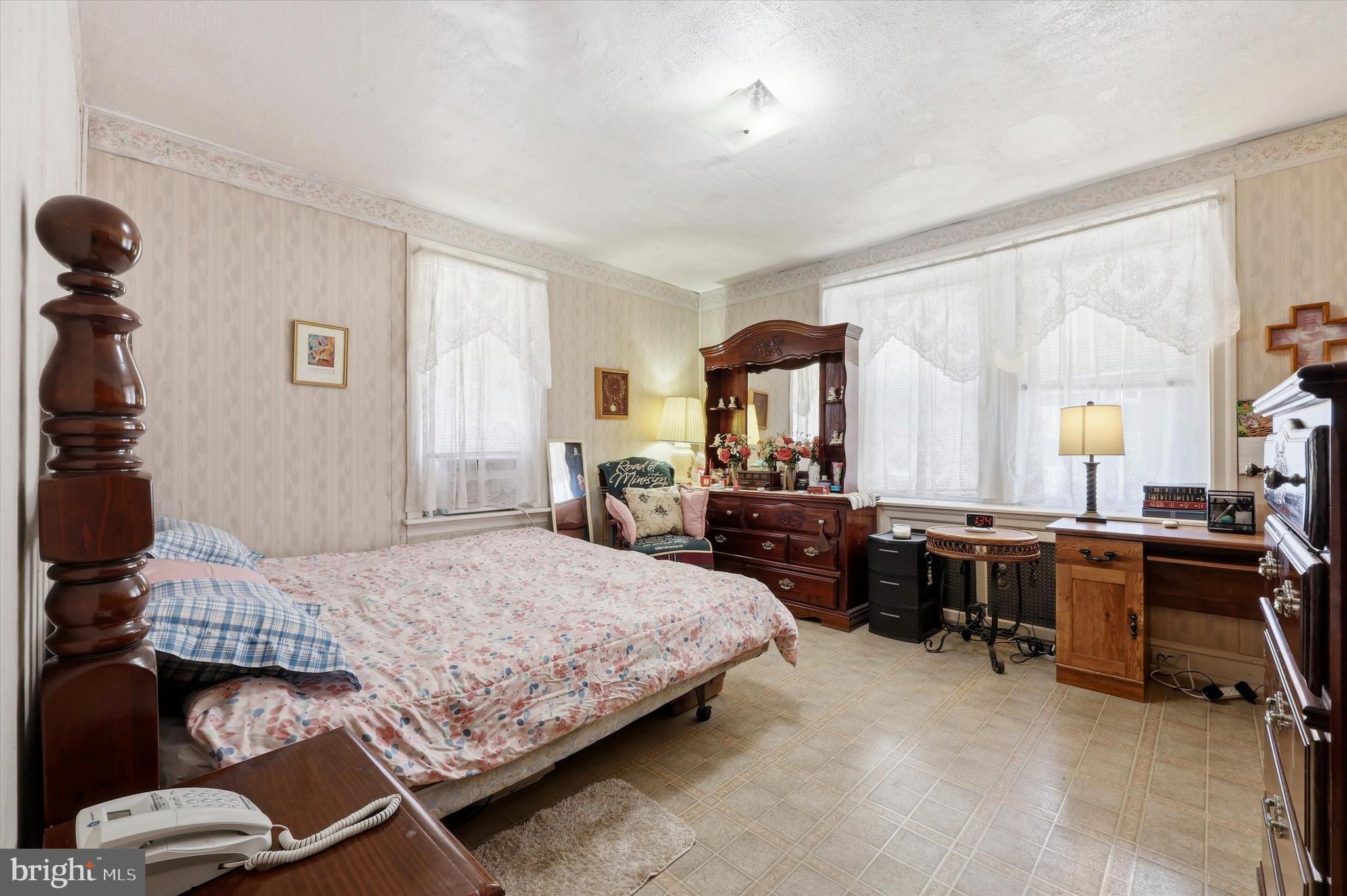 6113 Nassau Road Philadelphia, PA 19151 - Photo 14 of 22 Gallery Image 14