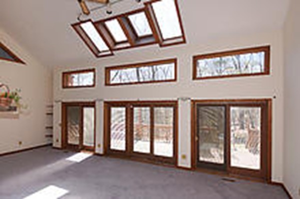 8 Notch Brook Road Shrewsbury, MA 01545 - Photo 8 of 29 Gallery Image 8