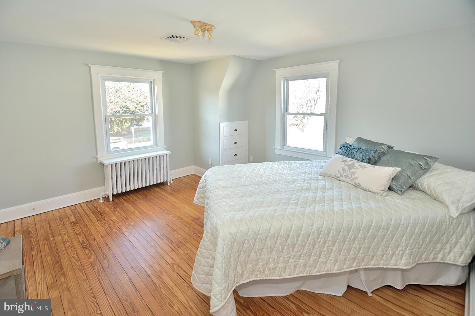 205 Russell Road Alexandria, VA 22301 - Photo 18 of 28 Bedroom #2