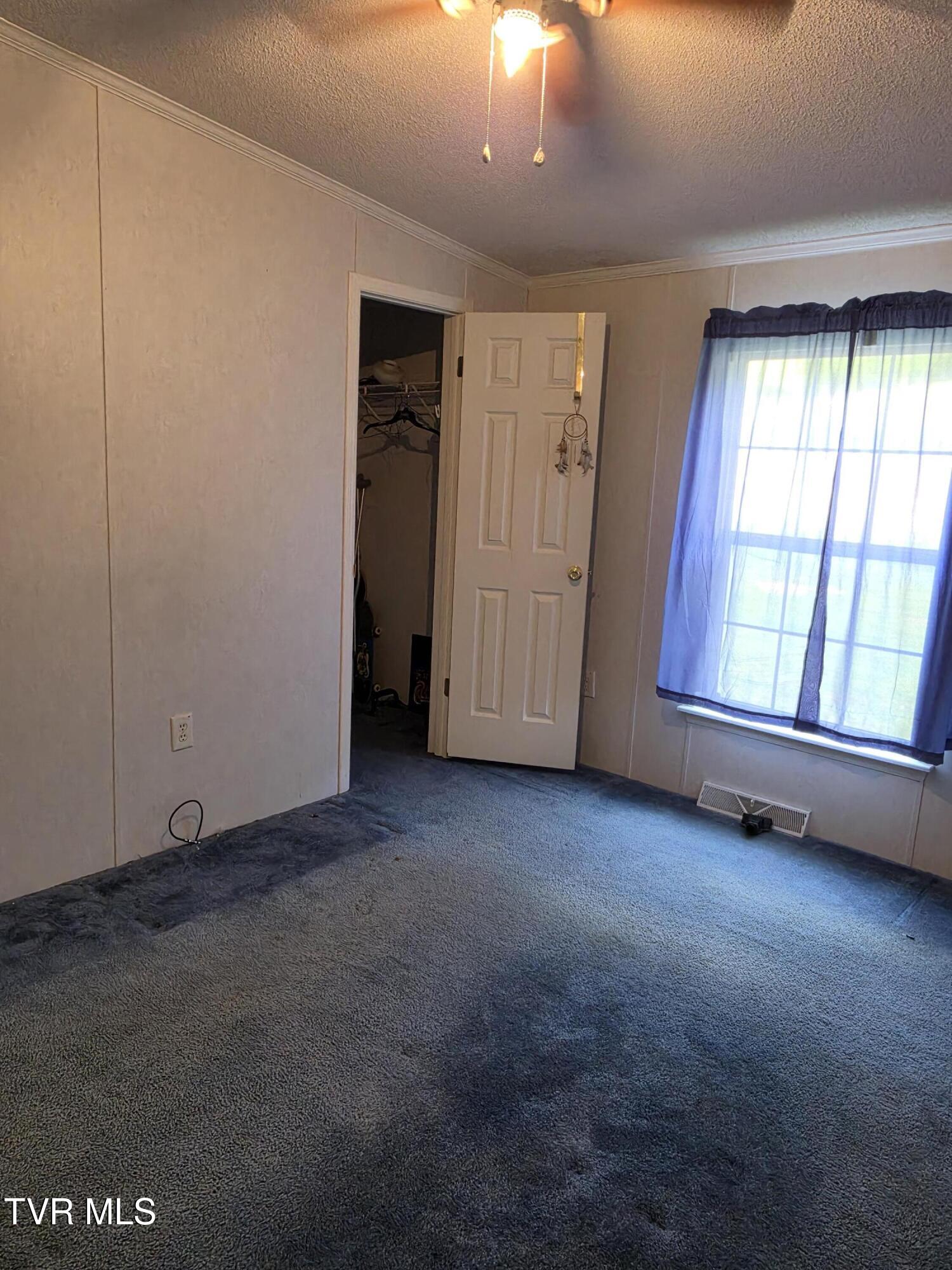 1208 Quarry Road Castlewood, VA 24224 - Photo 23 of 27 20260511_190449