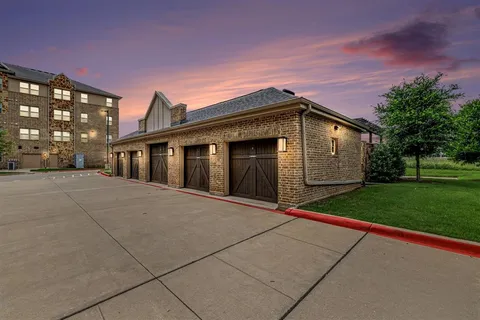$424,900 | 1735 Wittington Place, Unit 3402, Farmers Branch, TX 75234
