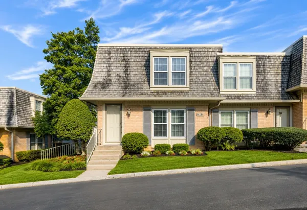 $2,900 | 3000 Hillsboro Pike, Unit 19, Nashville, TN 37215