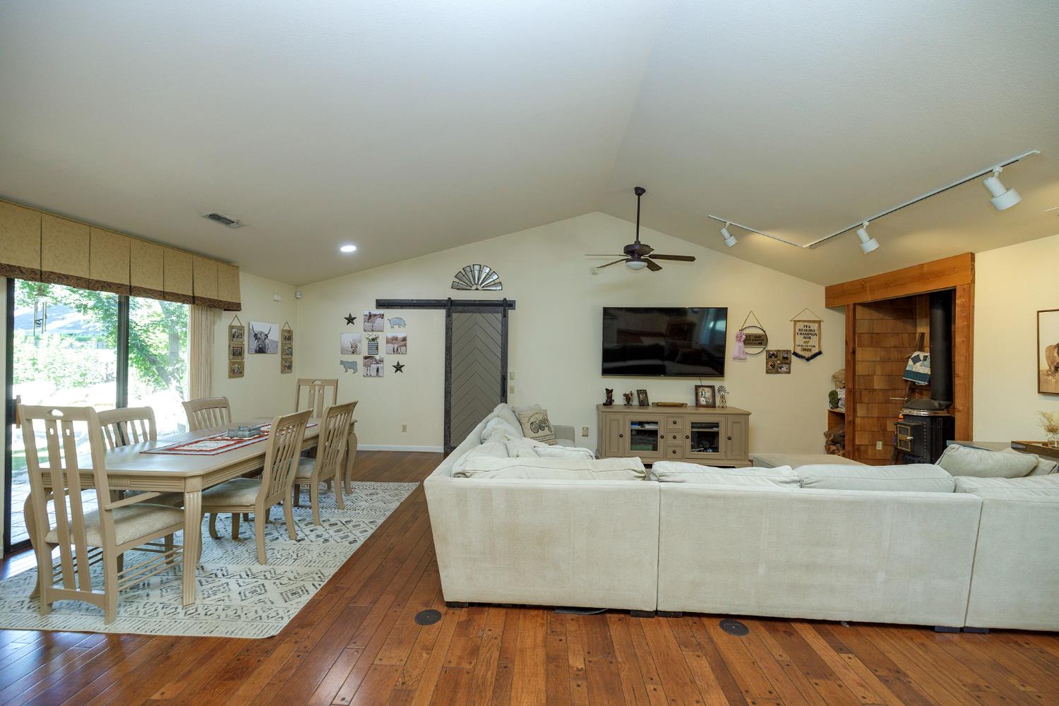 1640 North Quincy Road Turlock, CA 95382 - Photo 5 of 38