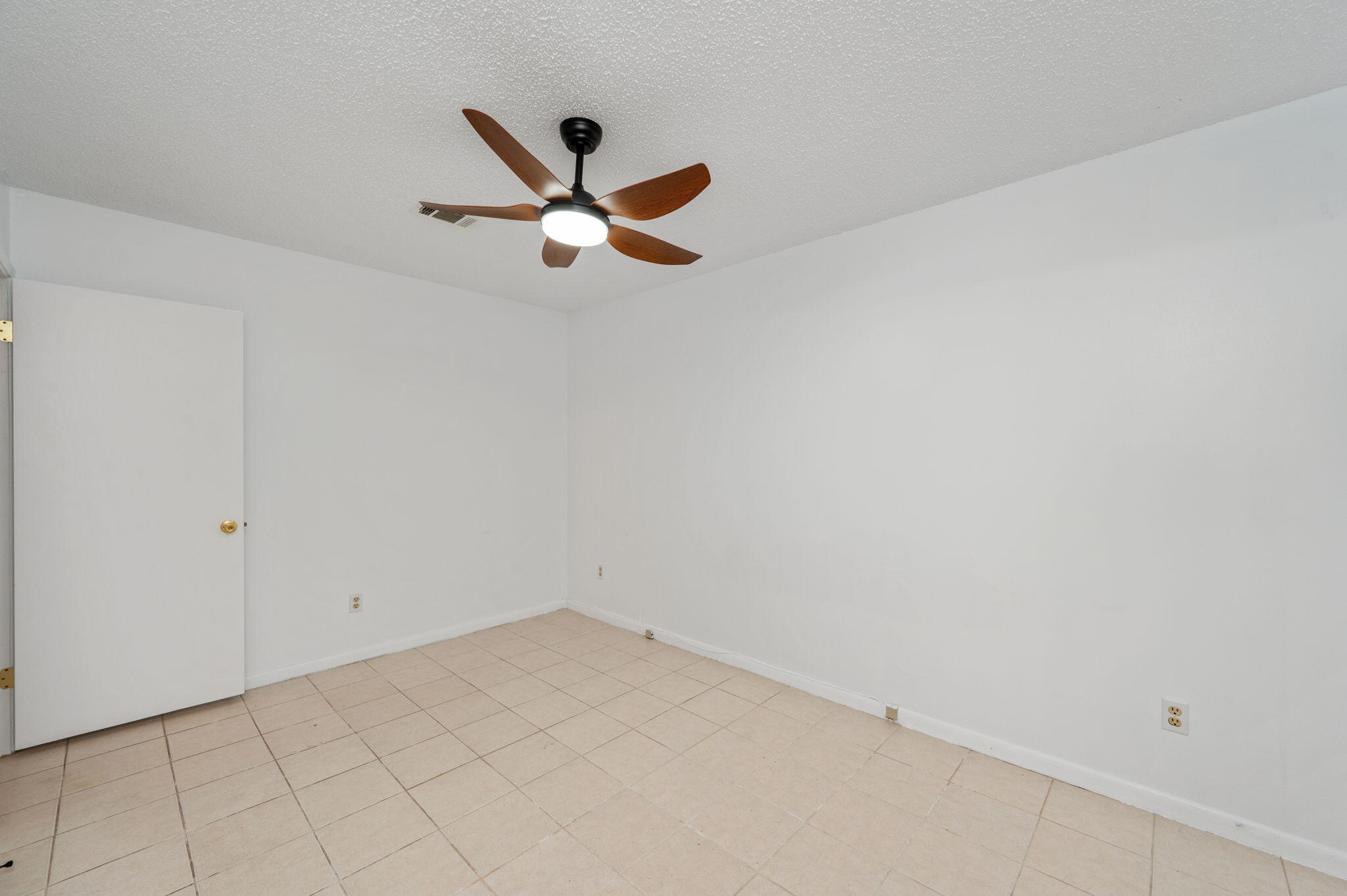 102 Alice Drive DeFuniak Springs, FL 32435 - Photo 14 of 29 16-web-or-mls-102-alice-dr