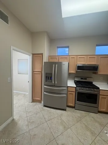 $1,975 | 2605 Deer Lake Street, Las Vegas, NV 89134