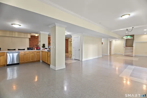 $2,050,000 | 83 Bayberry Hill Road, Avon, CT 06001