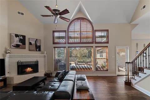 $649,000 | 423 River Oaks Drive, Covington, LA 70433