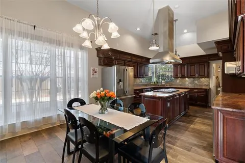 $649,000 | 423 River Oaks Drive, Covington, LA 70433