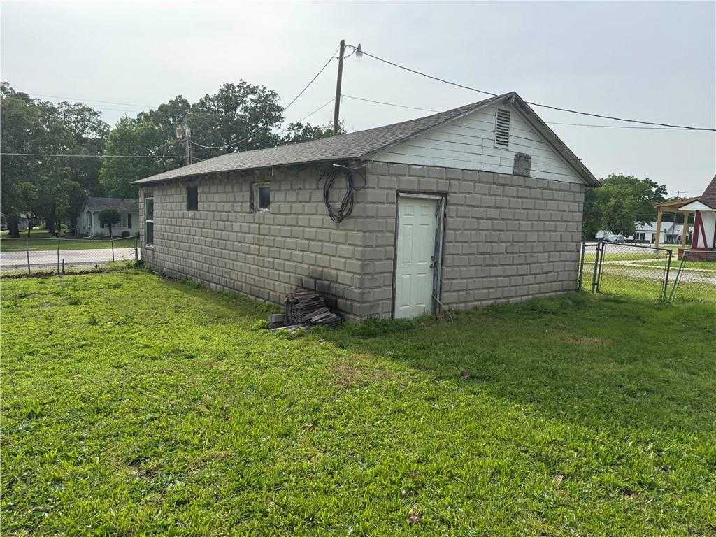 1821 South Main Street Galena, KS 66739 - Photo 4 of 22