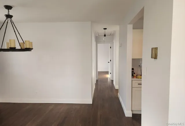 $669,000 | 206 North Kentucky Avenue, Massapequa, NY 11758