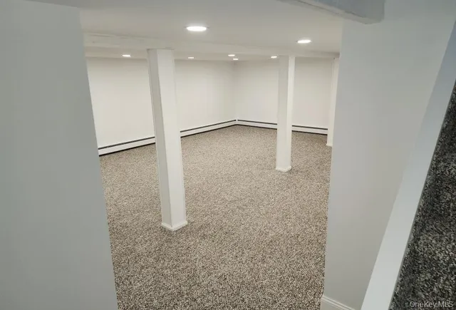 $669,000 | 206 North Kentucky Avenue, Massapequa, NY 11758