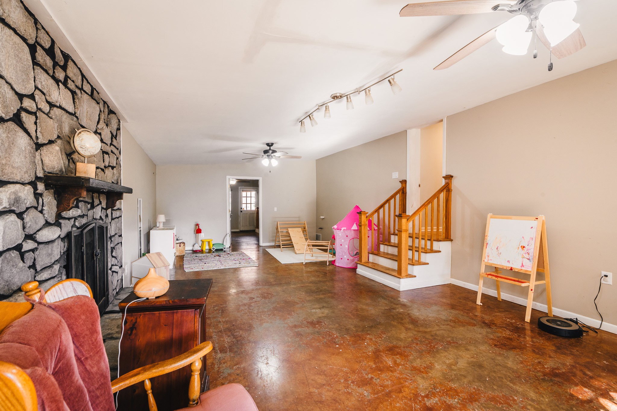 3953 Dry Fork Road Whites Creek, TN 37189 - Photo 31 of 68 a living room with furniture and a flat screen tv