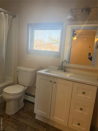 $2,400 | 51 Fallkill Avenue, Unit 2, Poughkeepsie, NY 12601