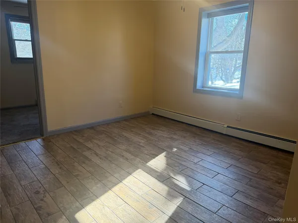 $2,400 | 51 Fallkill Avenue, Unit 2, Poughkeepsie, NY 12601