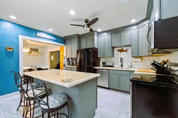 $300,000 | 74 High Street, Waterville, ME 04901