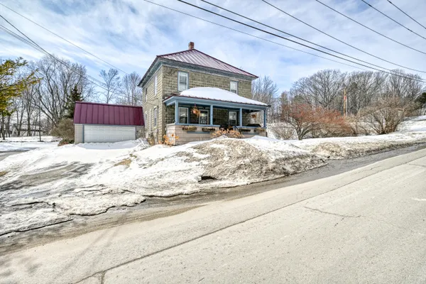 $329,999 | 74 High Street, Waterville, ME 04901