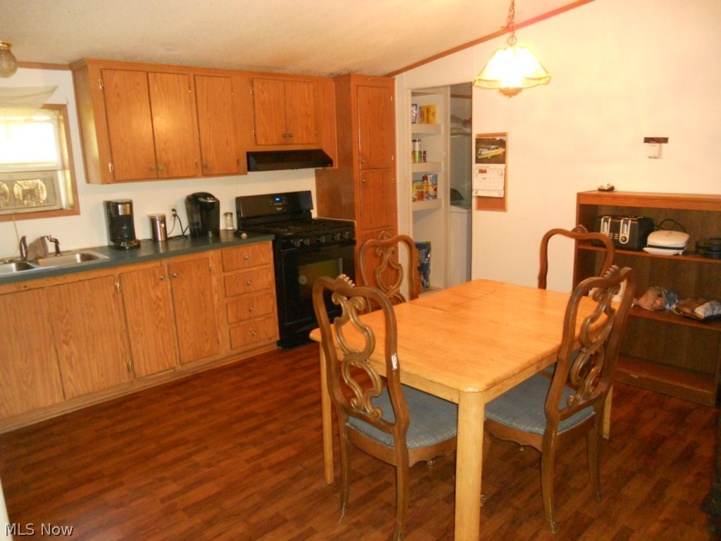 9137 Center Road Blue Rock, OH 43720 - Photo 4 of 25