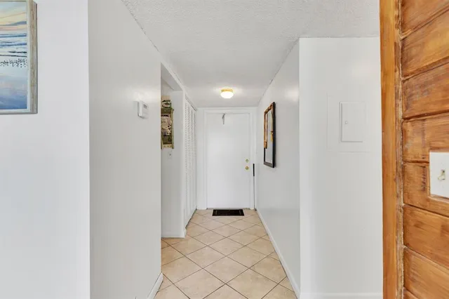 $1,800 | 6850 Royal Palm Boulevard, Unit G 208, Margate, FL 33063