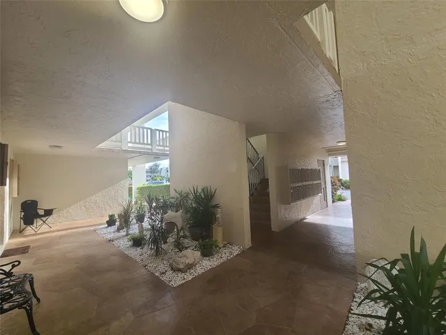 $1,800 | 6850 Royal Palm Boulevard, Unit G 208, Margate, FL 33063