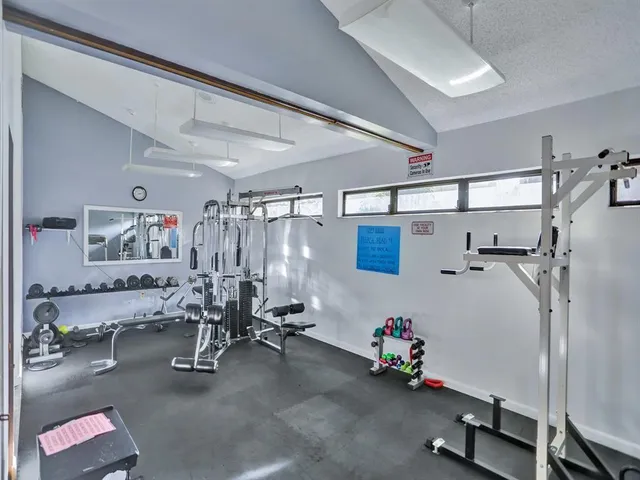 $1,800 | 6850 Royal Palm Boulevard, Unit G 208, Margate, FL 33063