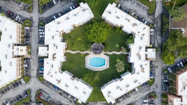 $1,800 | 6850 Royal Palm Boulevard, Unit G 208, Margate, FL 33063