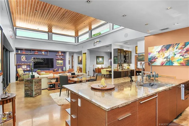 $1,625,000 | 314 Southeast Pelican Drive, Stuart, FL 34996