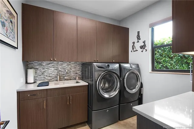 $1,625,000 | 314 Southeast Pelican Drive, Stuart, FL 34996