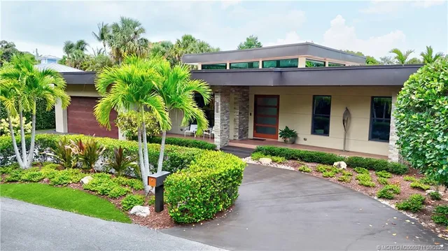 $1,625,000 | 314 Southeast Pelican Drive, Stuart, FL 34996
