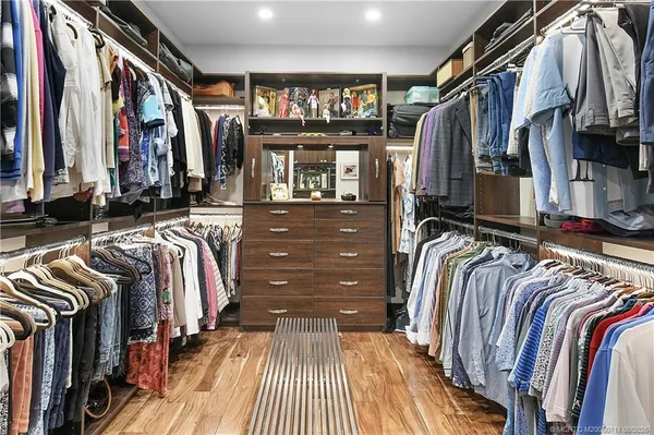 $1,450,000 | 314 Southeast Pelican Drive, Stuart, FL 34996