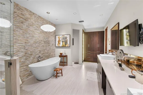 $1,450,000 | 314 Southeast Pelican Drive, Stuart, FL 34996