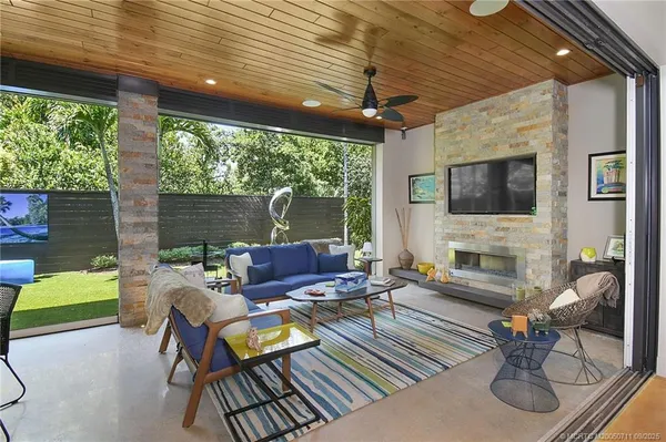 $1,450,000 | 314 Southeast Pelican Drive, Stuart, FL 34996