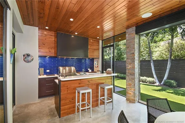 $1,450,000 | 314 Southeast Pelican Drive, Stuart, FL 34996