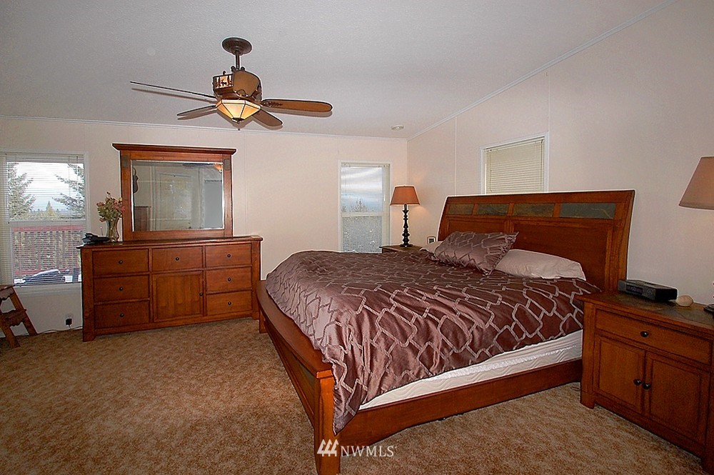 9616 East Ruff Lane Chattaroy, WA 99003 - Photo 7 of 15 Gallery Image 7