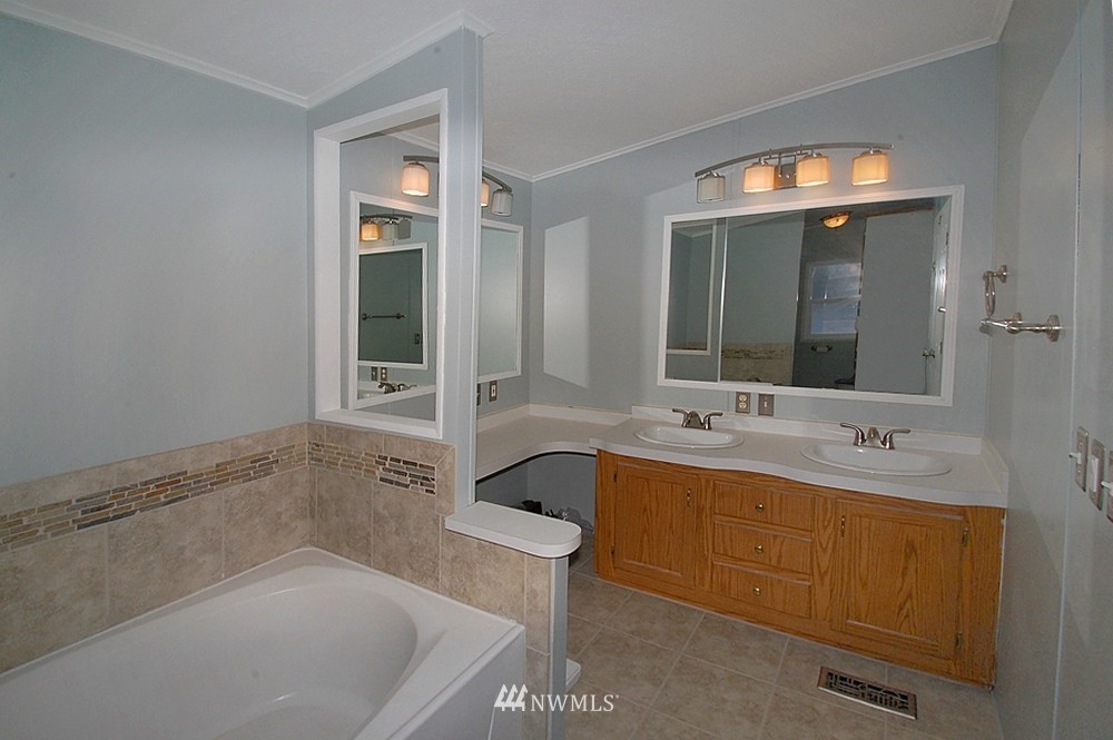 9616 East Ruff Lane Chattaroy, WA 99003 - Photo 8 of 15 Gallery Image 8
