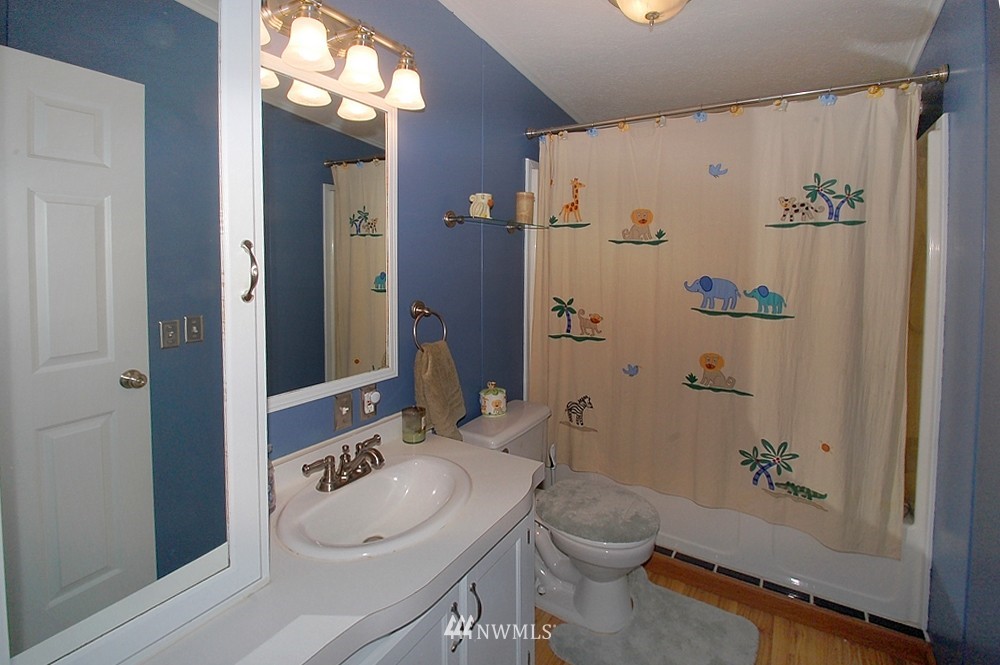 9616 East Ruff Lane Chattaroy, WA 99003 - Photo 10 of 15 Gallery Image 10