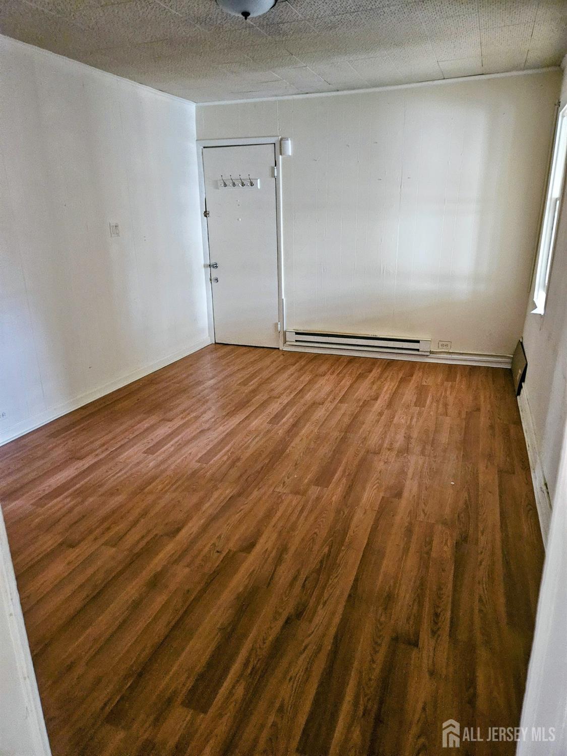 427-427 Magnolia Street Highland Park, NJ 08904 - Photo 2 of 6