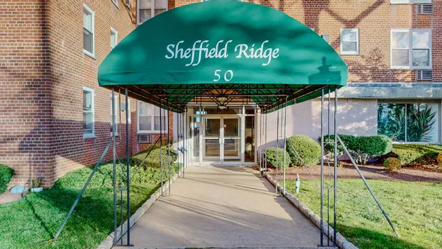 $315,000 | 50 Fairview Avenue, Unit 1C, Norwalk, CT 06850