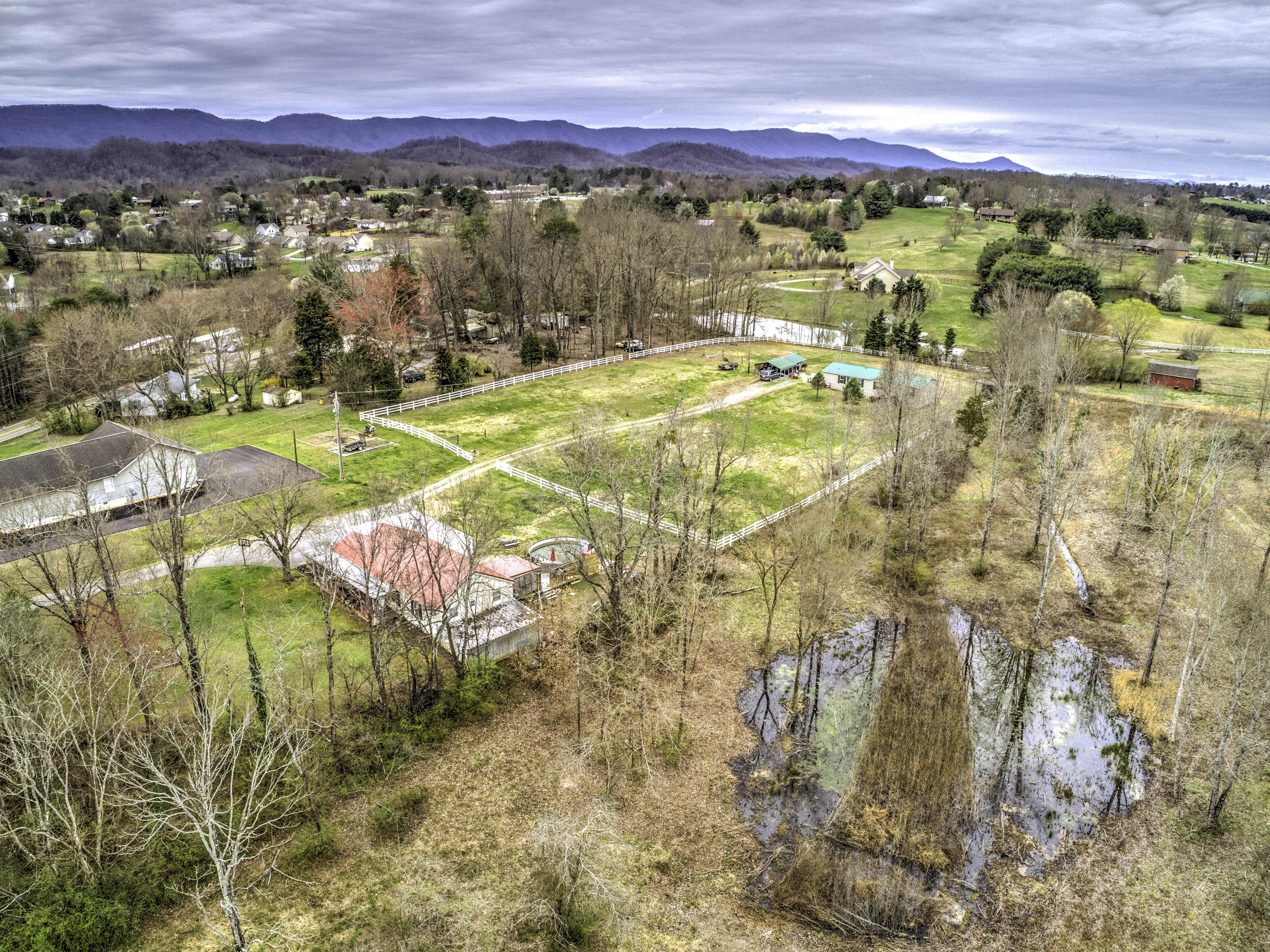 2933 Montvale Road Maryville, TN 37803 - Photo 25 of 28 Pond