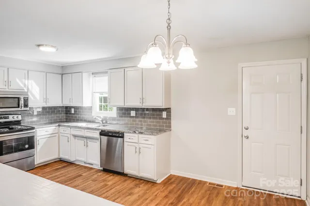 $377,000 | 8079 Optimist Club Road, Denver, NC 28037