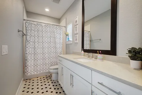 $739,000 | 4810 Springdale Road, Austin, TX 78723