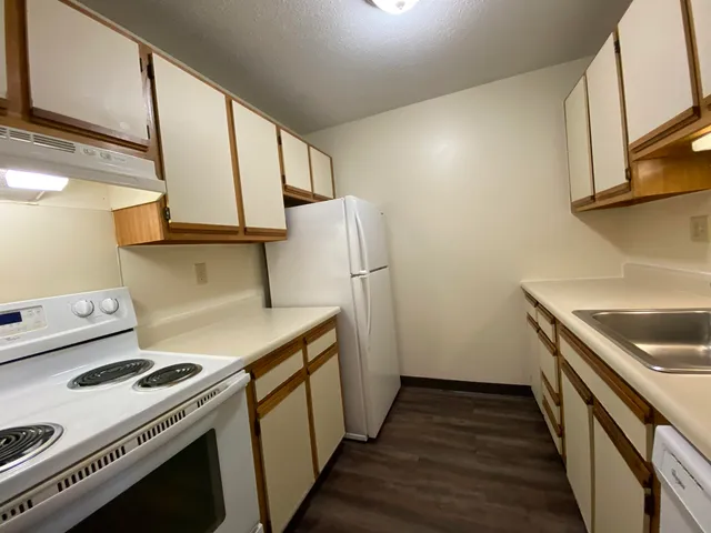 $1,831 | 119 Eastern Avenue, Unit 301, Manchester, NH 03104