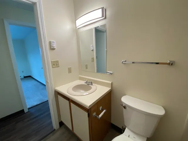 $1,831 | 119 Eastern Avenue, Unit 301, Manchester, NH 03104